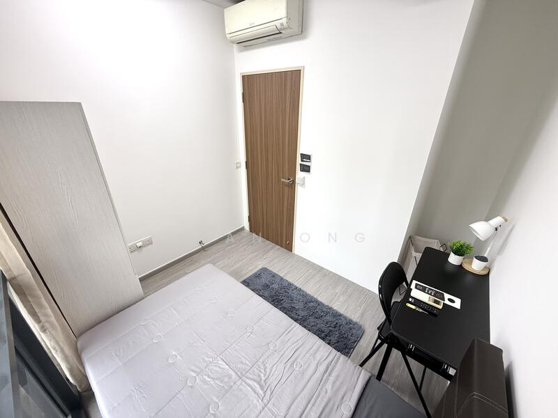 For Rent - The Lakefront Residences