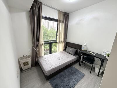 For Rent - The Lakefront Residences