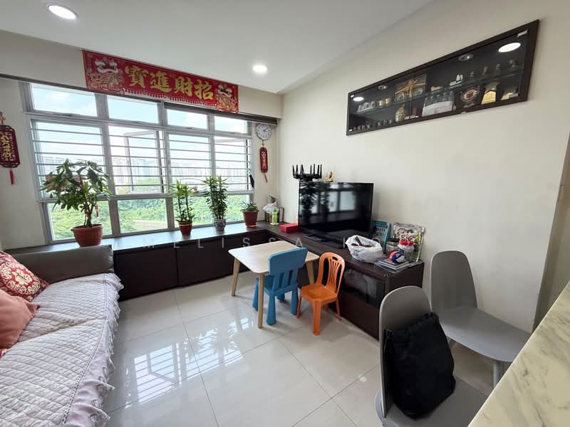 415B Fernvale Link, 415B Fernvale Link, 3 Bedrooms, 1,001 sqft, HDB Flat For Sale, by Melissa Hoo, 500000255 - Living Room - PropertyGuru.com.sg