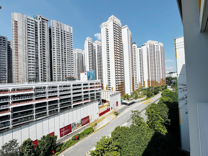 For Sale - 145 Woodlands Street 13