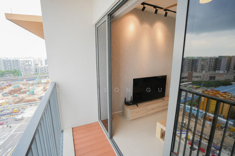 Balcony that can fit 2 chairs and table