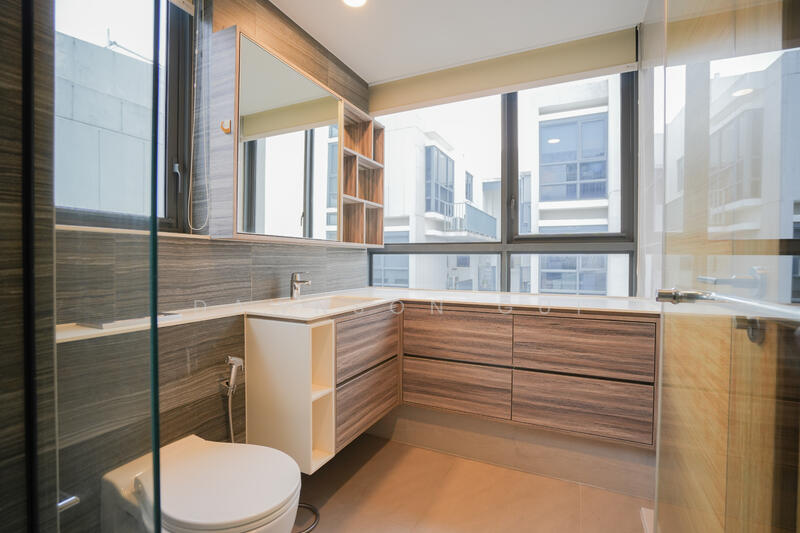 Huge Master Bathroom