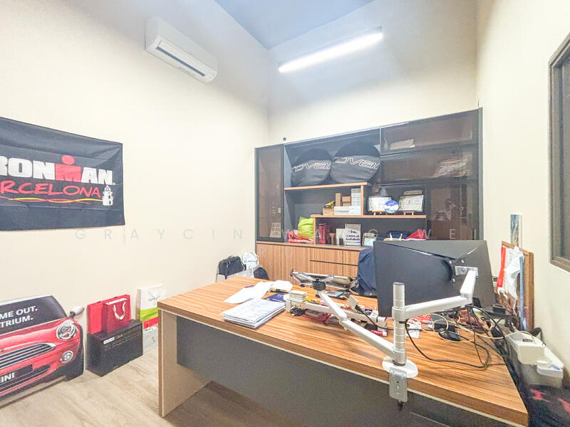 T-Space, 1 Tampines North Drive 1, 2,422 sqft, Factory / Workshop (B2) For Sale, by Graycin Wang Wei Ru, 500000524 - CommercialGuru.com.sg