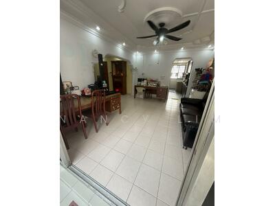 For Sale - 835 Jurong West Street 81