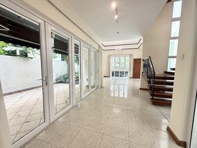 For Rent - Princess of Wales Road