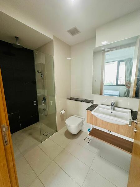 The Trilinq, 28B Jalan Lempeng, Buona Vista / West Coast / Clementi New Town, 1 Bedroom, 538 sqft, Condominium For Rent, by Betty Loh, 500000685 - Bathroom - PropertyGuru.com.sg