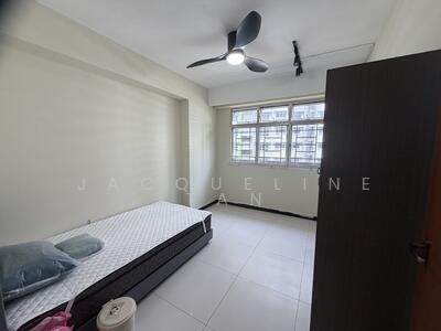 For Rent - 523A Tampines Central 7