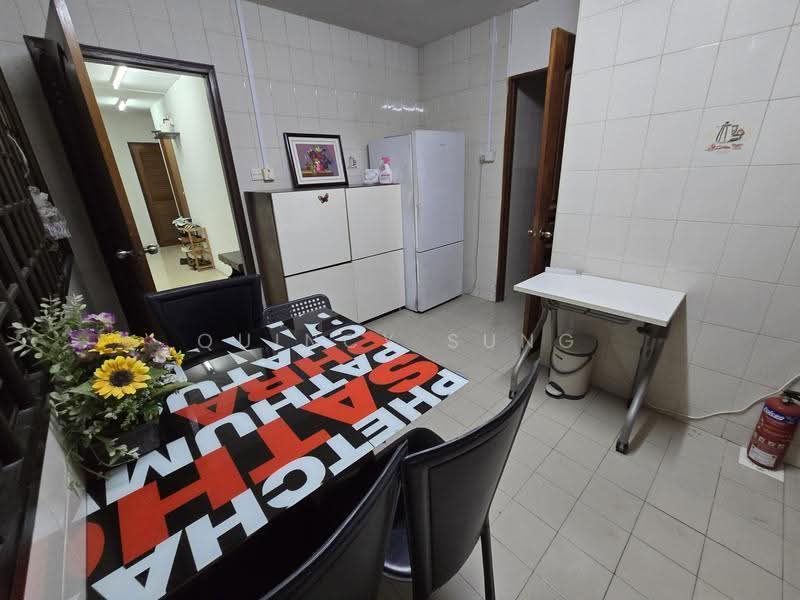 172 Rangoon Road, Rangoon Road, Farrer Park / Serangoon Rd, Studio, 251 sqft, Terraced House For Rent, by Quincy Sung, 500001122 - PropertyGuru.com.sg