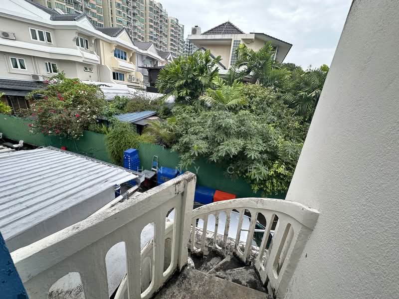 Lowland Road, , 2 Bedrooms, 871 sqft, Apartment For Rent, by Johnny Chia, 500001184 - PropertyGuru.com.sg