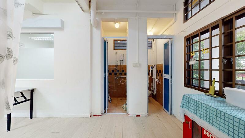 8 Lorong 7 Toa Payoh, 8 Lorong 7 Toa Payoh, Balestier / Toa Payoh, 1,399 sqft, Shop / Shophouse For Sale, by John Chong, 500001396 - Bathroom - CommercialGuru.com.sg
