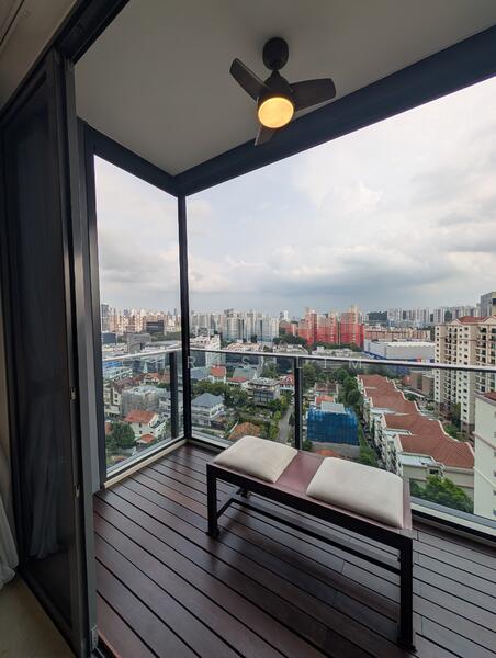 Stirling Residences, 21 Stirling Road, 3 Bedrooms, 893 sqft, Condominium For Rent, by Chris Lim, 500001438 - Balcony - PropertyGuru.com.sg