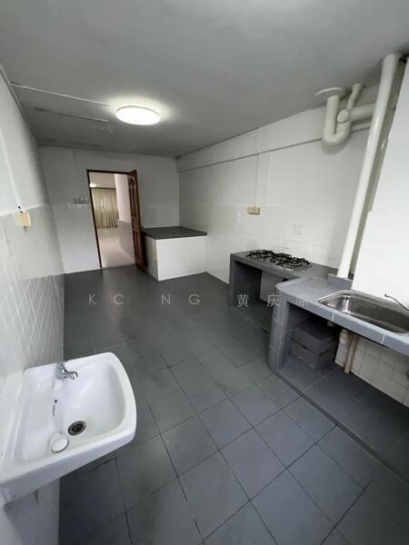 For Rent - 713 Ang Mo Kio Avenue 6