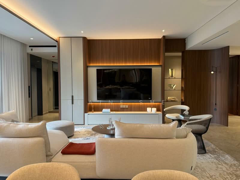 The Giverny Residences, 6 Robin Drive, 4 Bedrooms, 2,734 sqft, Condominium For Sale, by Elaine She, 500001864 - Living Room - PropertyGuru.com.sg