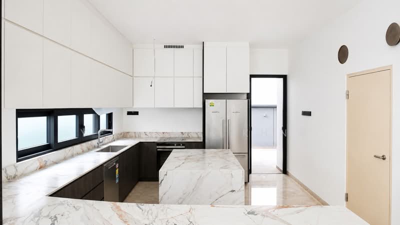 LANDED7772@ D19 Brand new corner terrace@Hillside, Kovan Road. Yio Chu Kang road, 5 Bedrooms, 5,463 sqft, Corner Terrace For Sale, by Yeo Chak Khng, 500001885 - Kitchen - PropertyGuru.com.sg
