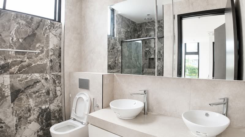 LANDED7772@ D19 Brand new corner terrace@Hillside, Kovan Road. Yio Chu Kang road, 5 Bedrooms, 5,463 sqft, Corner Terrace For Sale, by Yeo Chak Khng, 500001885 - Bathroom - PropertyGuru.com.sg