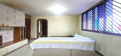 For Sale - 272 Yishun Street 22