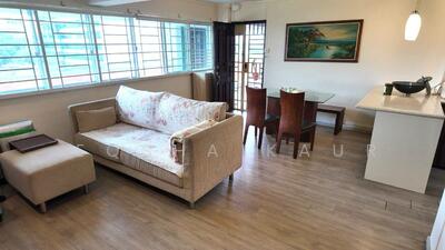 For Sale - 8 Holland Avenue