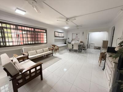 For Sale - 87 Redhill Close