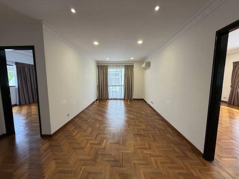 Family Area (Level 2)