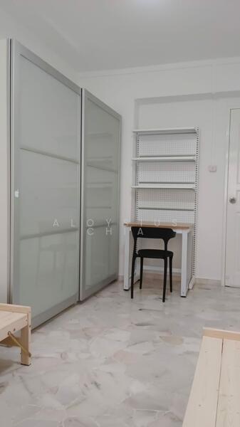 Flexible arrangement