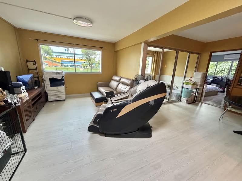 101 Bishan Street 12, 101 Bishan Street 12, 3 Bedrooms, 1,302 sqft, HDB Flat For Sale, by J.A. Goh 吴永益, 500002431 - Living Room - PropertyGuru.com.sg