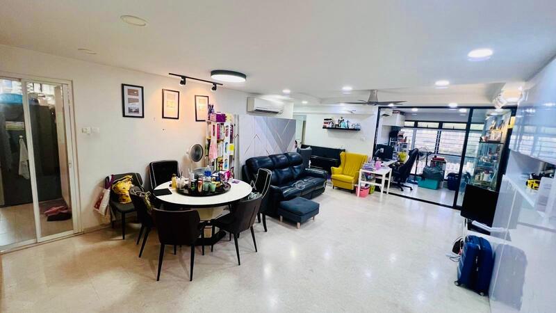 Living & Dining Area