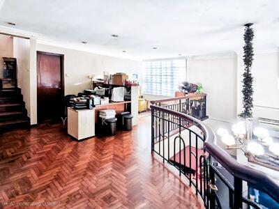 For Sale - fidelio street