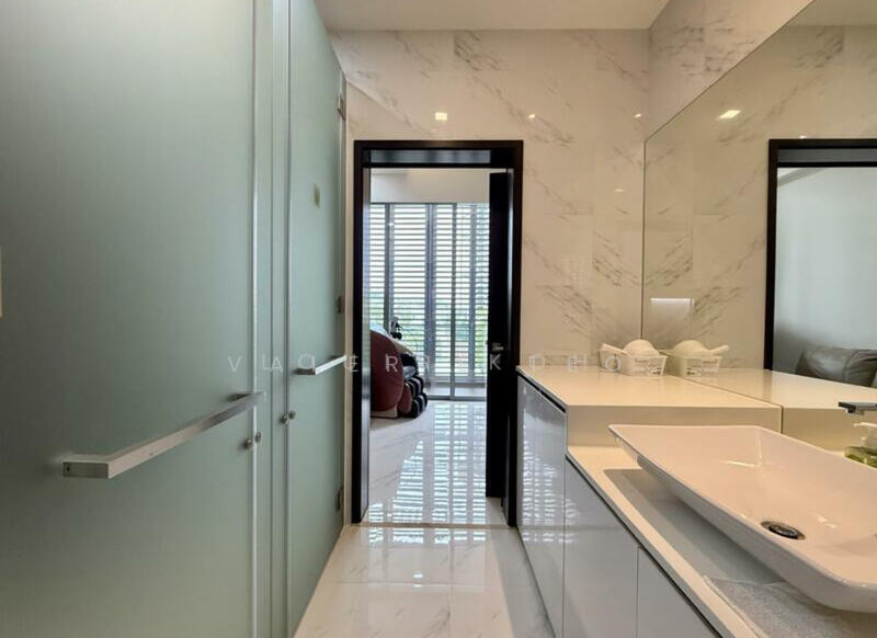 The Hillier, 2 Hillview Rise, Dairy Farm / Bukit Panjang / Choa Chu Kang, 2 Bedrooms, 807 sqft, Condominium For Sale, by Valerie Teo, 500002681 - Bathroom - PropertyGuru.com.sg