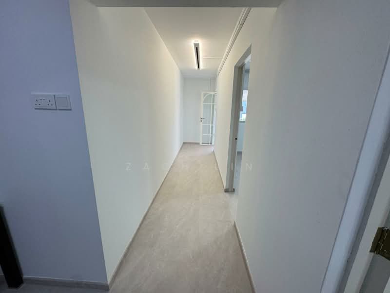 808 Woodlands Street 81, 808 Woodlands Street 81, Room Rental, 150 sqft, HDB Flat For Rent, by Zach Lin, 500002943 - Corridor - PropertyGuru.com.sg