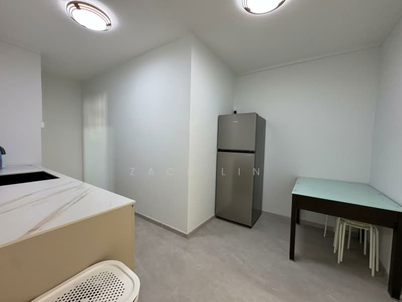 808 Woodlands Street 81, 808 Woodlands Street 81, Room Rental, 150 sqft, HDB Flat For Rent, by Zach Lin, 500002943 - Kitchen - PropertyGuru.com.sg