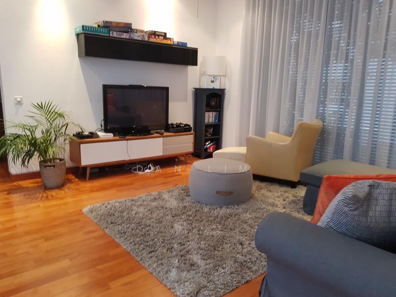 Modern Bungalow @ Braddell Hgt, , 5 Bedrooms, 6,000 sqft, Detached House For Sale, by Dan Lim, 500002990 - Living Room - PropertyGuru.com.sg