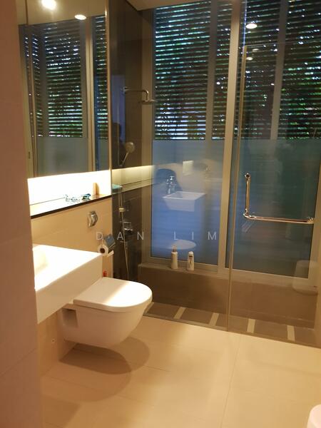 Modern Bungalow @ Braddell Hgt, , 5 Bedrooms, 6,000 sqft, Detached House For Sale, by Dan Lim, 500002990 - Bathroom - PropertyGuru.com.sg