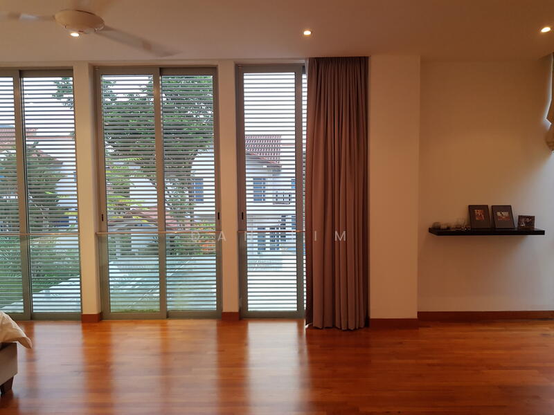 Modern Bungalow @ Braddell Hgt, , 5 Bedrooms, 6,000 sqft, Detached House For Sale, by Dan Lim, 500002990 - Living Room - PropertyGuru.com.sg