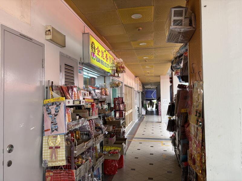 78B Telok Blangah Street 32, , 300 sqft, Shop / Shophouse For Rent, by Jeffrey Peh, 500003013 - Corridor - CommercialGuru.com.sg
