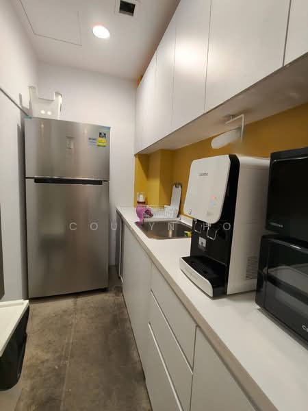 Delta House, 2 Alexandra Road, 2,185 sqft, Light Industrial (B1) For Rent, by Couryn Ho, 500003103 - Kitchen - CommercialGuru.com.sg