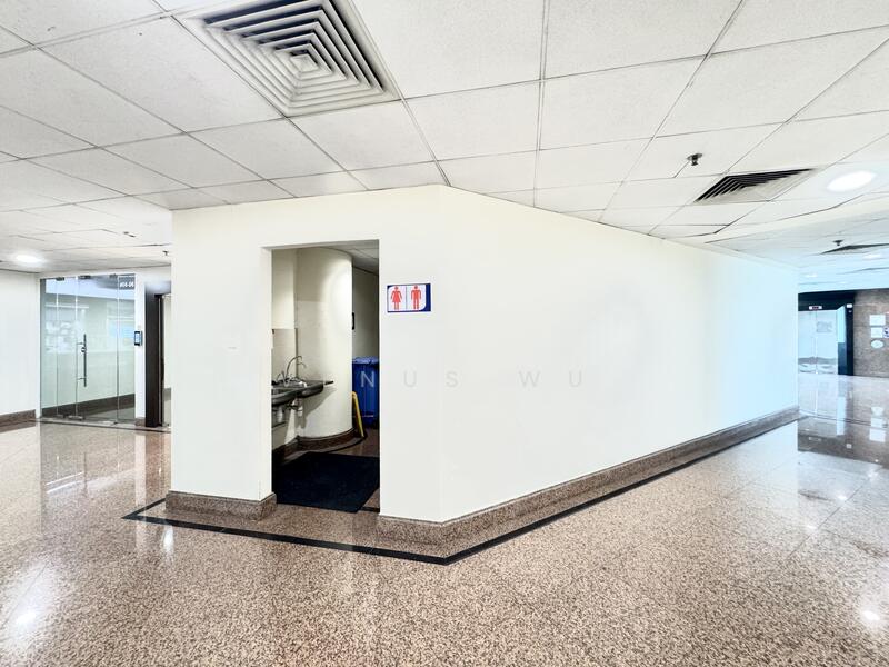 Automobile Megamart, 61 Ubi Avenue 2, 775 sqft, Light Industrial (B1) For Sale, by Venus Wu, 500003133 - Corridor - CommercialGuru.com.sg