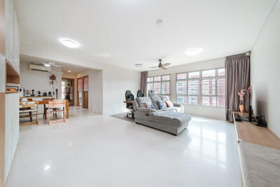 For Sale - 439B Bukit Batok West Avenue 8