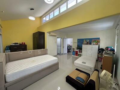 For Sale - ⭐️⭐️LANDED7772@ Telok Kurau Well Maintained Semi Detached