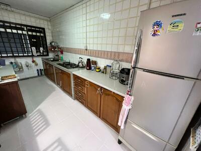 For Rent - 493C Tampines Street 43