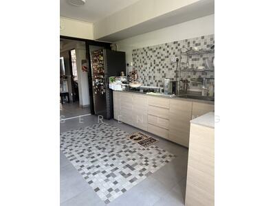 For Sale - 98 Commonwealth Crescent