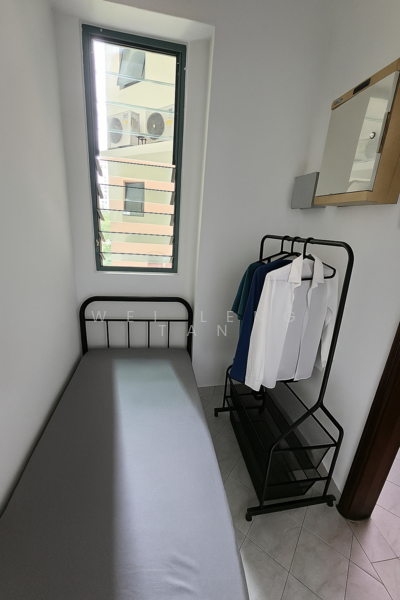 no aircon (furnishing may diff)