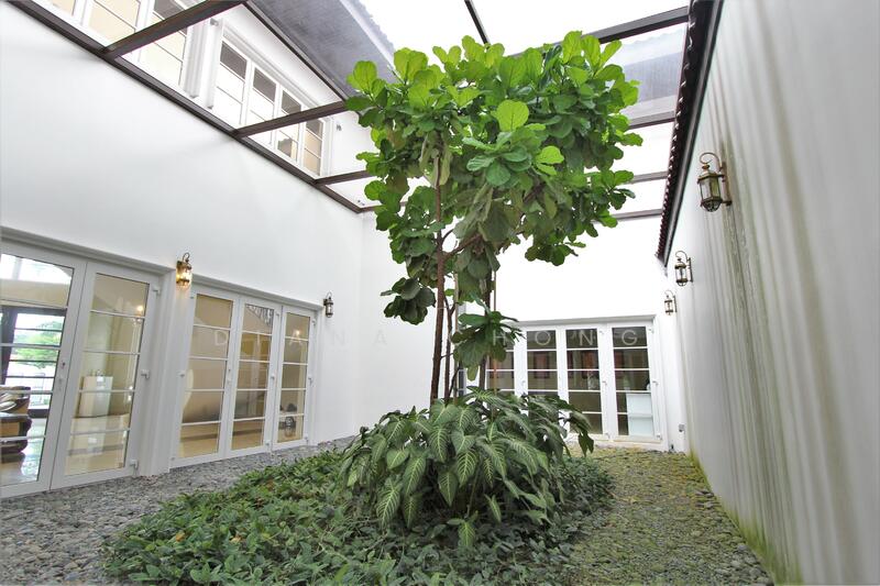 Exquisite 7 Bedroom GCB at Prestigious Tanglin Hill, , 7 Bedrooms, 14,500 sqft, Good Class Bungalow For Rent, by Diana Chong, 500003435 - PropertyGuru.com.sg