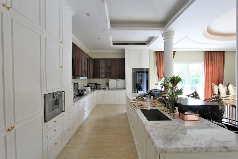 Exquisite 7 Bedroom GCB at Prestigious Tanglin Hill, , 7 Bedrooms, 14,500 sqft, Good Class Bungalow For Rent, by Diana Chong, 500003435 - PropertyGuru.com.sg