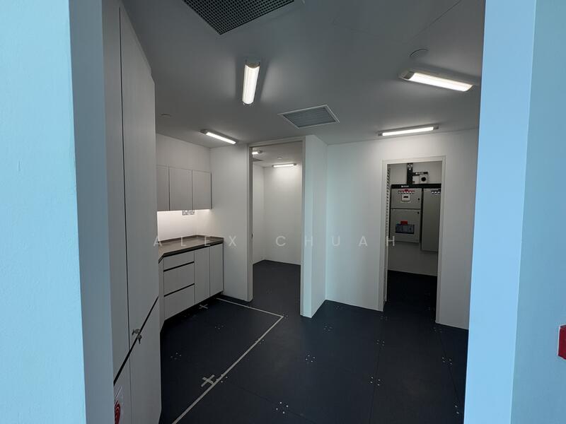 Hub Synergy Point, 70 Anson Road, 2,668 sqft, Office For Rent, by Alex Chuah, 500003488 - Kitchen - CommercialGuru.com.sg