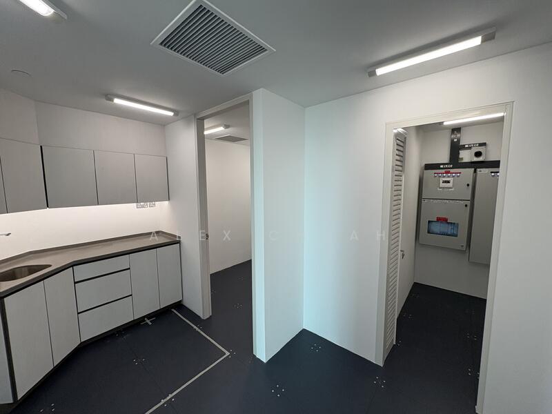 Hub Synergy Point, 70 Anson Road, 2,668 sqft, Office For Rent, by Alex Chuah, 500003488 - Kitchen - CommercialGuru.com.sg