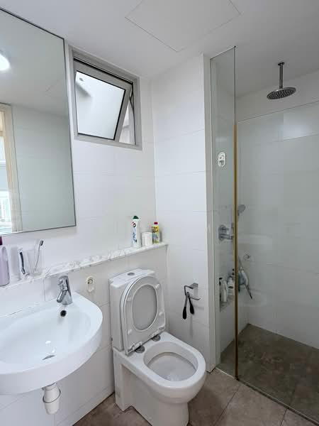 The Centris, 65 Jurong West Central 3, Room Rental, 110 sqft, Apartment For Rent, by ZRooom, 500003629 - Bathroom - PropertyGuru.com.sg