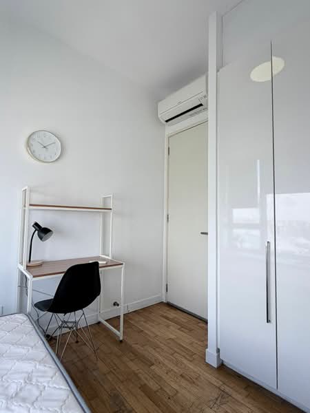 The Centris, 65 Jurong West Central 3, Room Rental, 110 sqft, Apartment For Rent, by ZRooom, 500003629 - Interior - PropertyGuru.com.sg