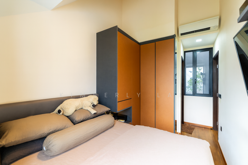 Cheap & rare freehold 1 bed 2 bath bel. $1.1M. ~3.7% high rental yield!, Clementi Park / Upper Bukit Timah, 1 Bedroom, 561 sqft, Condominium For Sale, by Kimberly Lai, 500003671 - Bedroom - PropertyGuru.com.sg