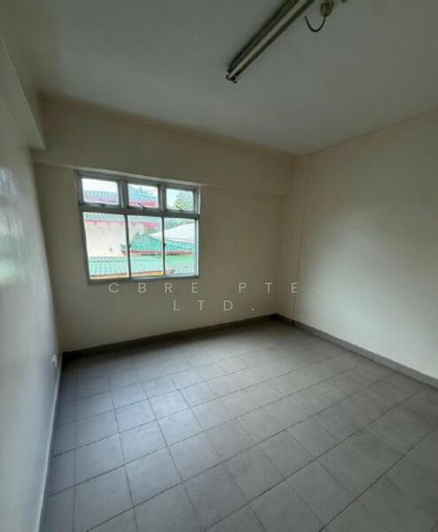 21 & 23 Ubi Road, , 1,862 sqft, Light Industrial (B1) For Rent, by GRAEME BOLIN, 500003723 - Bedroom - CommercialGuru.com.sg