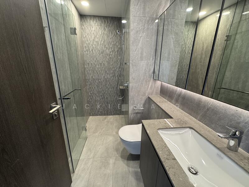 Piccadilly Grand, Northumberland Road, 2 Bedrooms, 710 sqft, Condominium For Rent, by Jackie Mang, 500003818 - Bathroom - PropertyGuru.com.sg